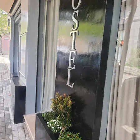 Wander Luxe * טיראנה