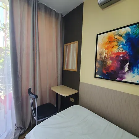 Hostel Wander Luxe