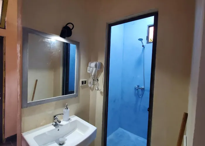 Wander Luxe Hostel