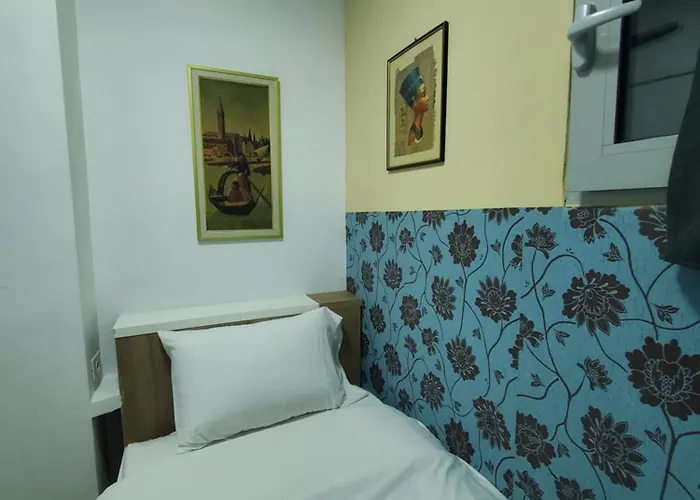 Wander Luxe Hostel Tirana