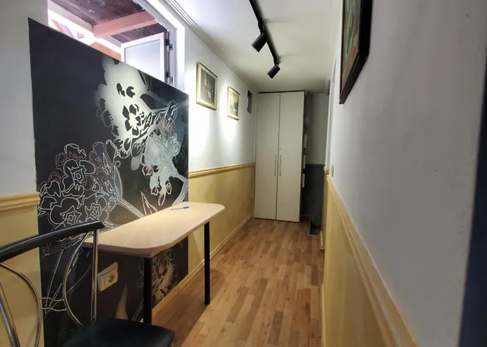 Wander Luxe Tirana
